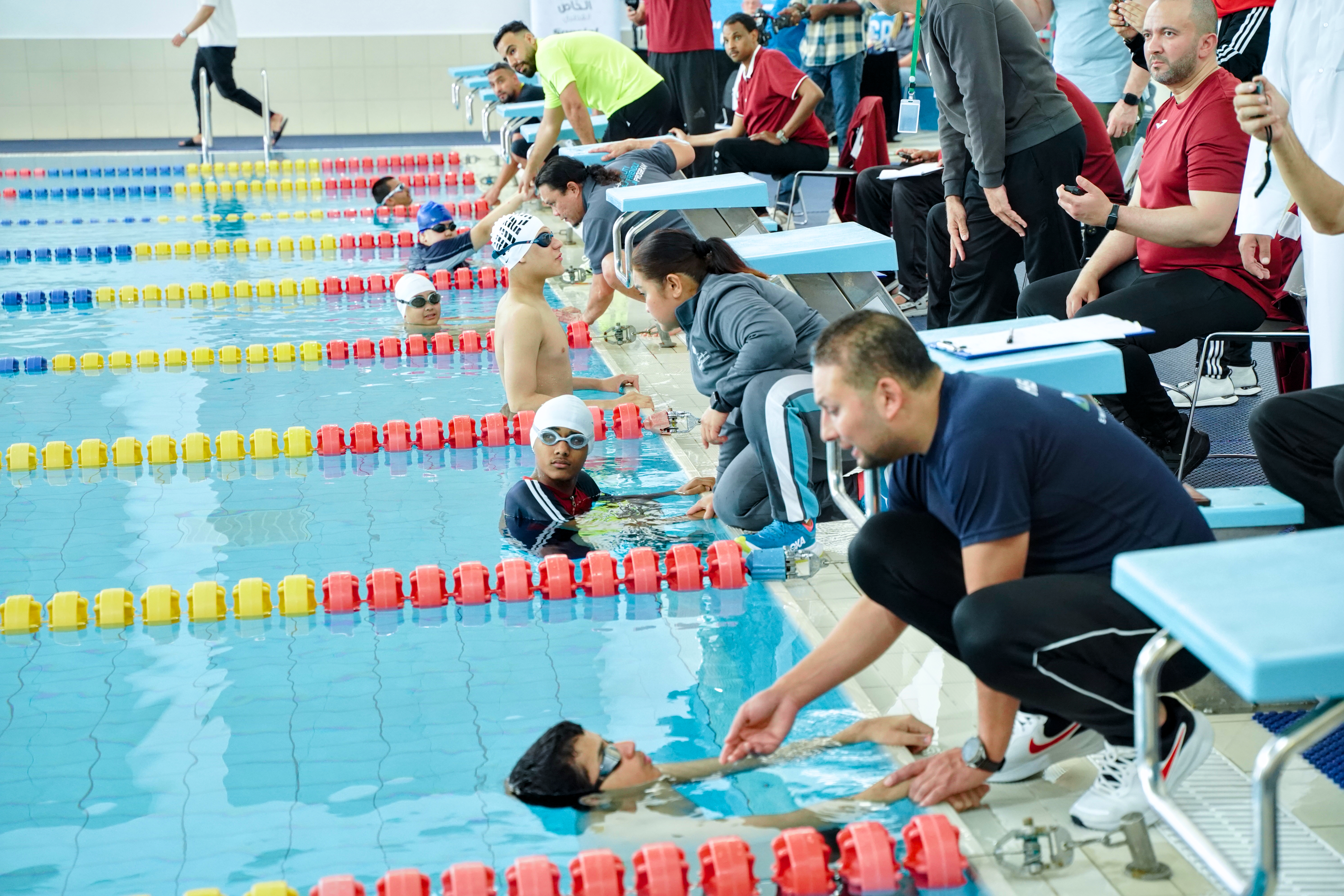 اختتم منتسبو مركز الشفلح مشاركتهم في بطولة السباحة الوطنية للأولمبياد الخاصة.