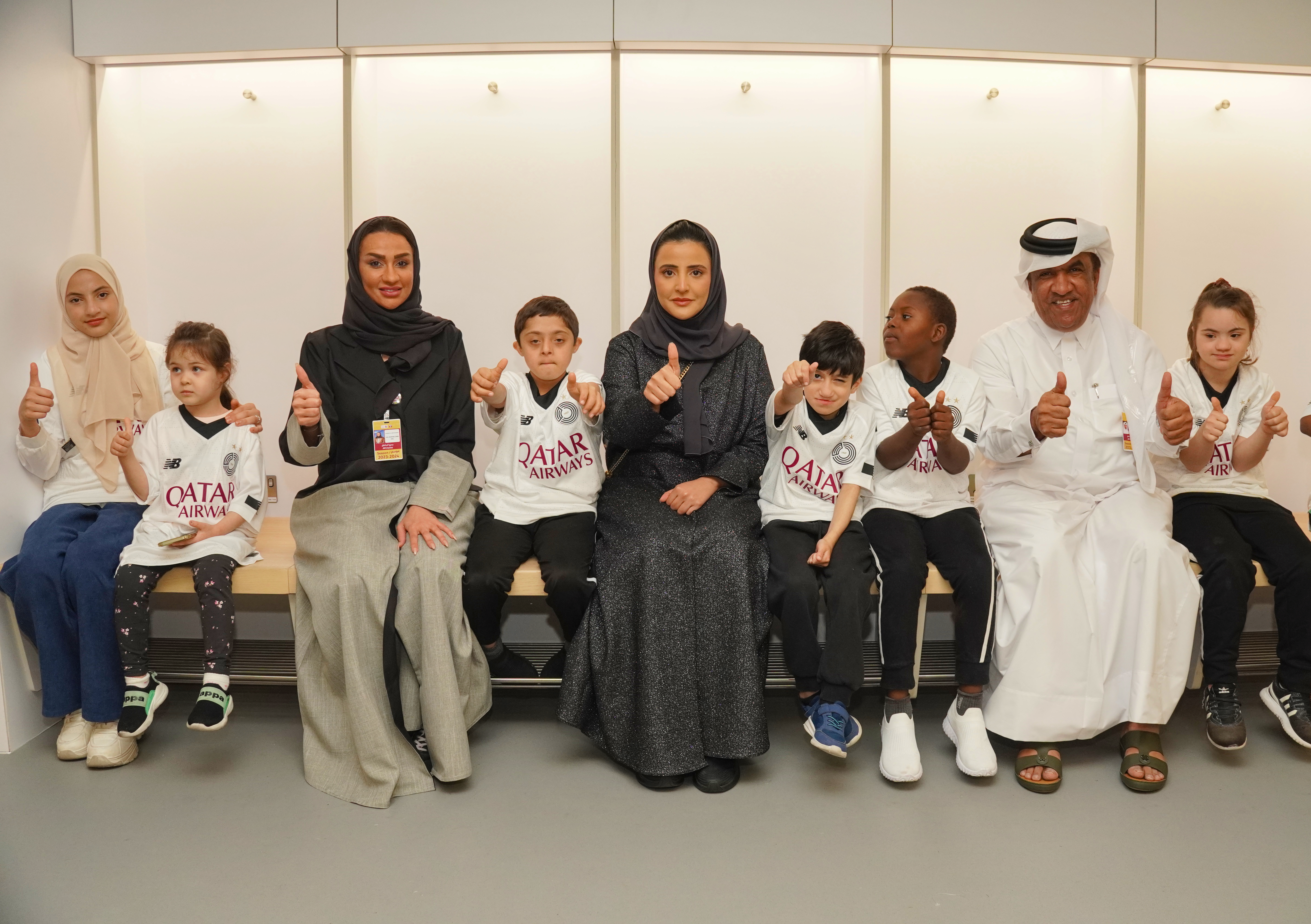 منتسبو المركز يشاركون في مباراة بين العربي والسد.