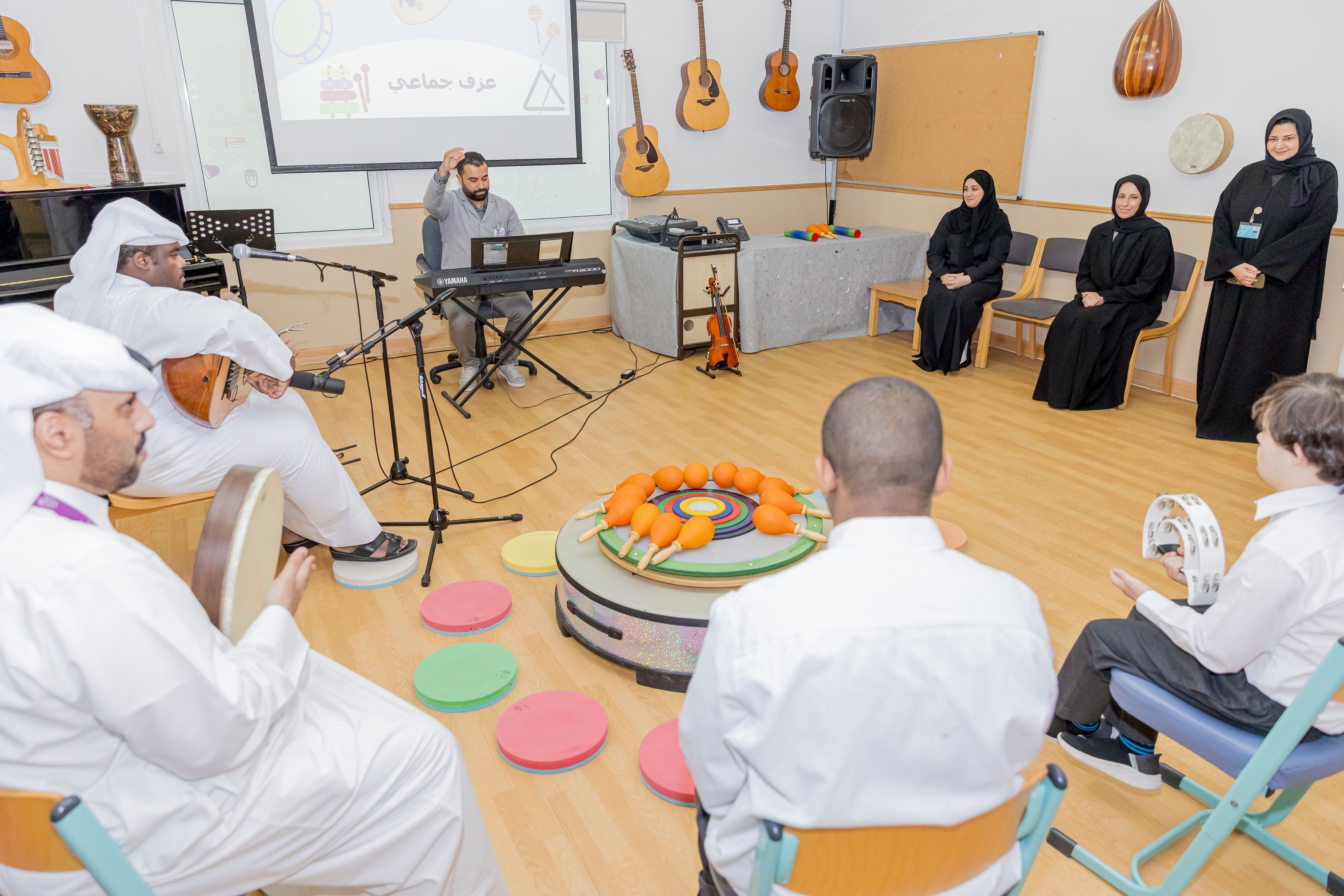 سعادة السيدة بثينة بنت علي الجبر النعيمي - وزير التنمية الاجتماعية والأسرة - في زيارة استطلاعية لمركز  الشفلح للأشخاص ذوي الإعاقة.