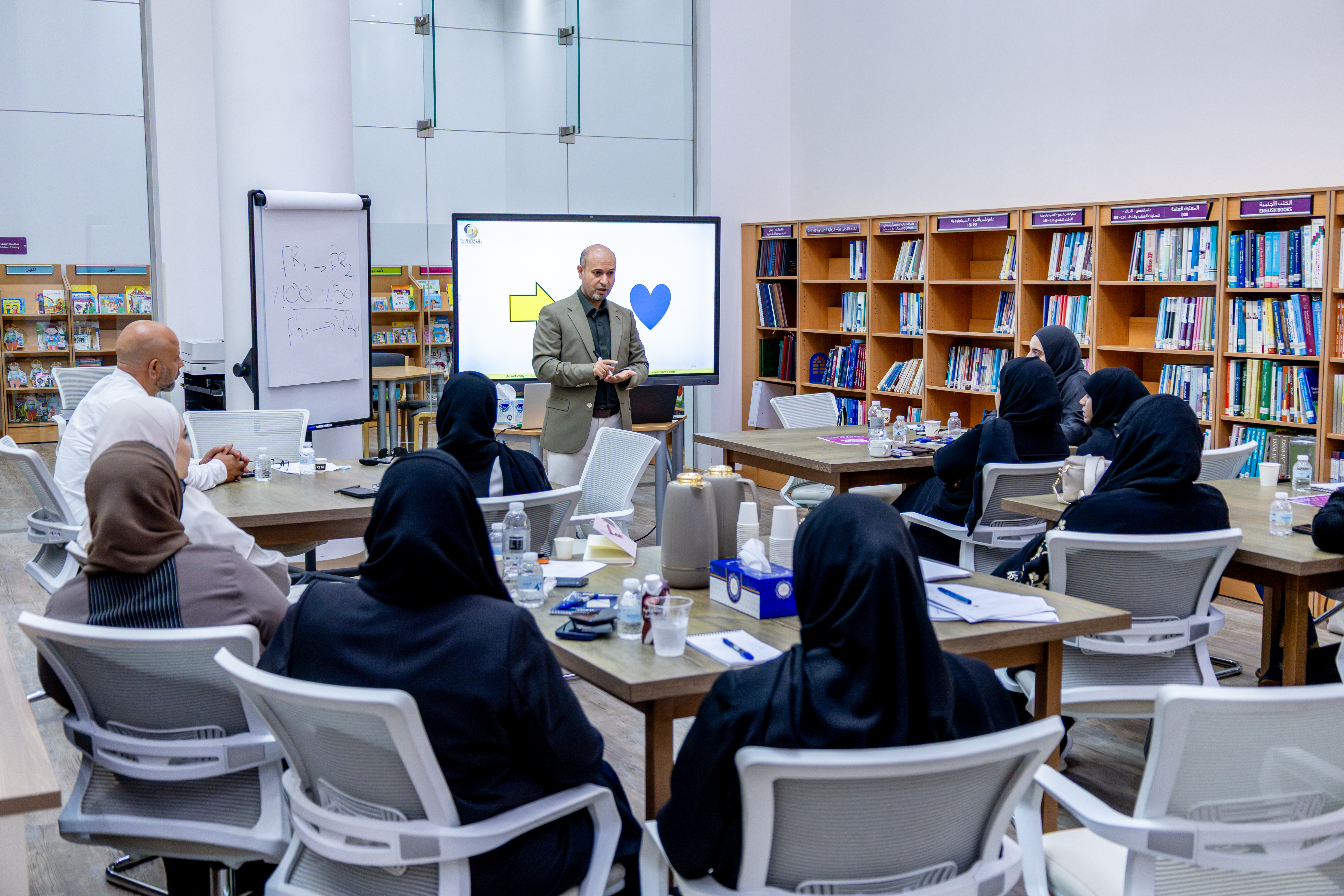 نفذ المركز برنامجي فني تحليل السلوك التطبيقي (ABAT) والتدخل المبكر، بهدف تعزيز المعارف والمهارات المهنية والتطبيقية.