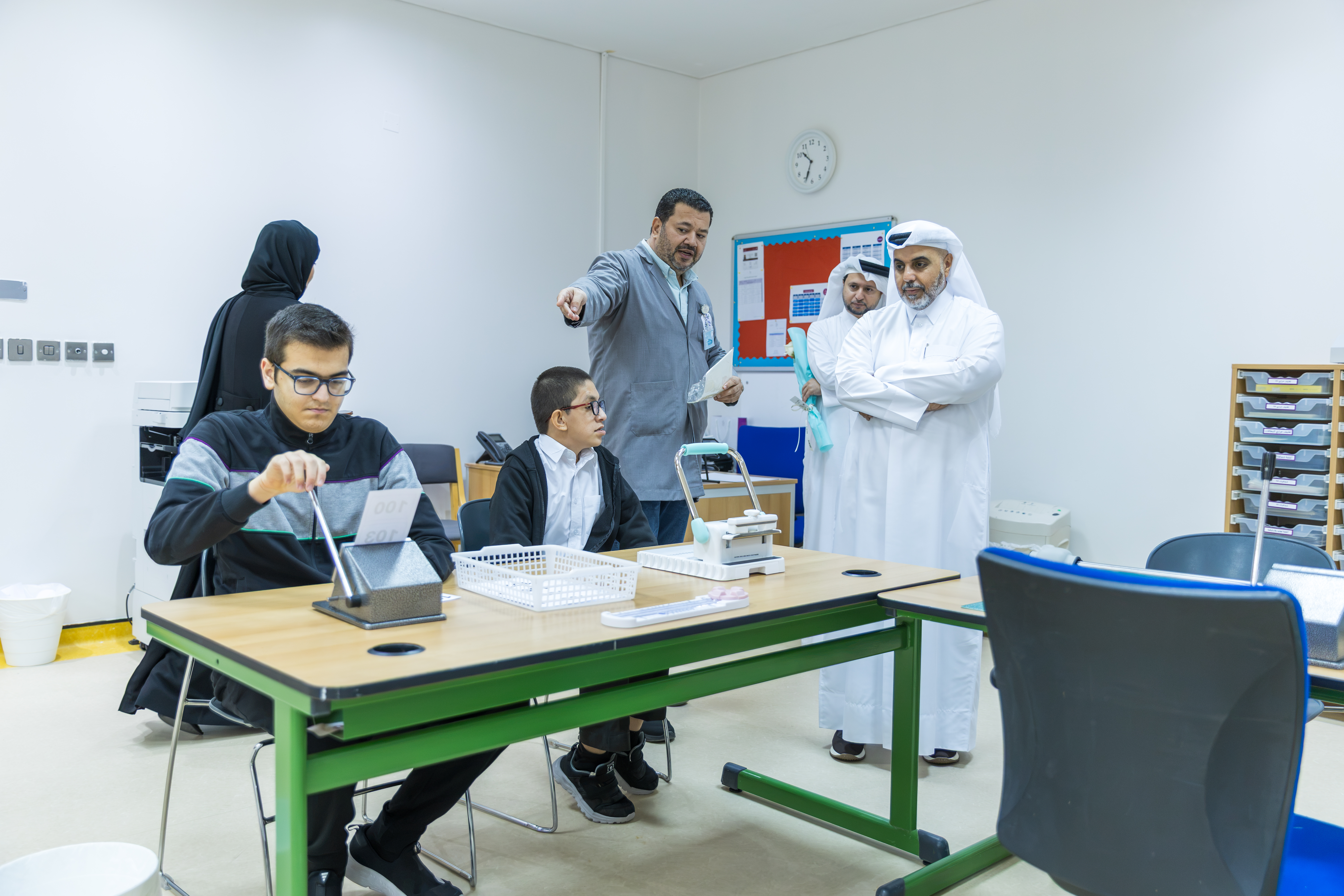 حضور الرئيس التنفيذي للمؤسسة القطرية للعمل الاجتماعي، والمدير التنفيذي لمركز الشفلح للأشخاص ذوي الإعاقة، استقبل المركز منتسبيه في أول أيام العام الدراسي الجديد