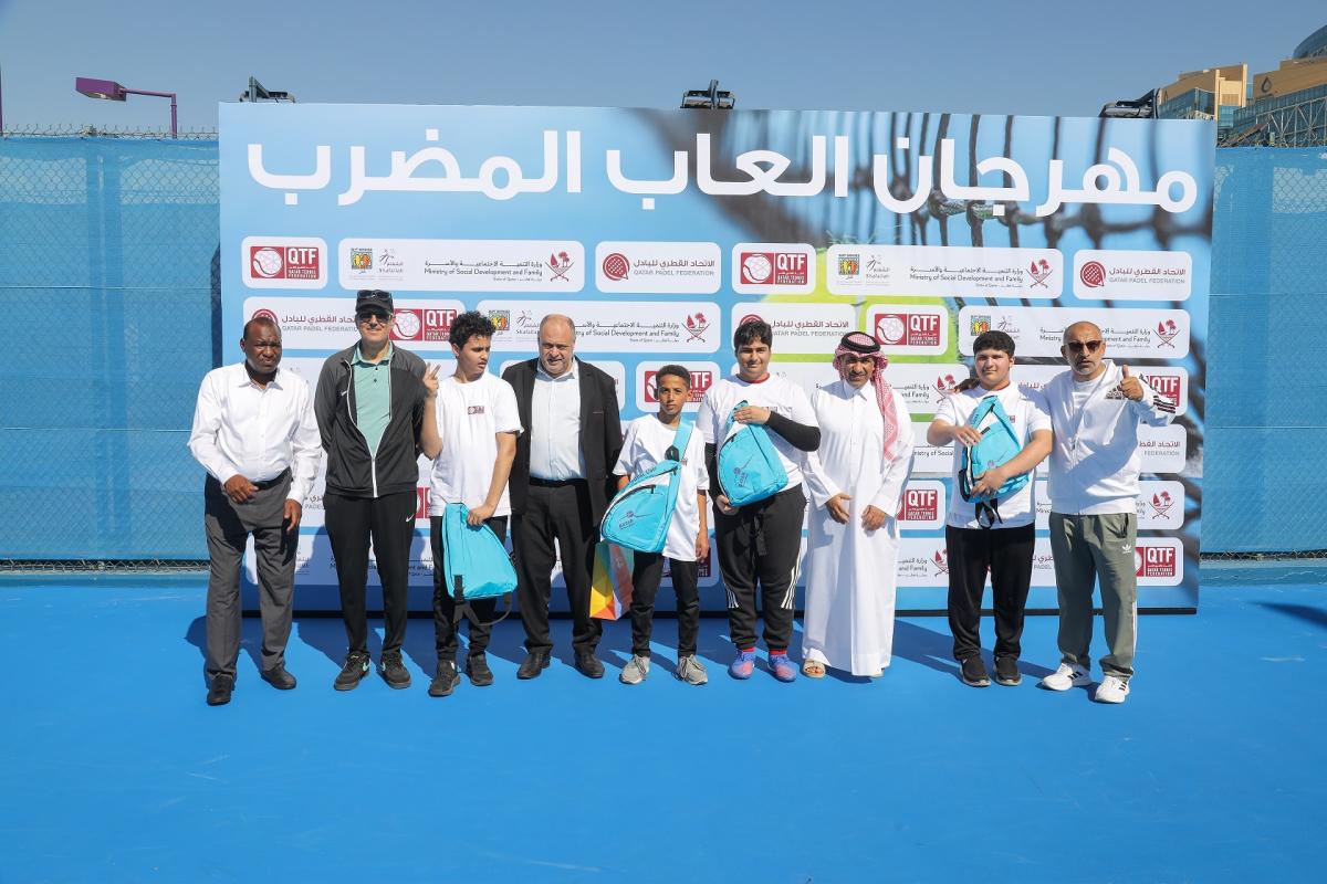 العاب المضرب ضربة بضربة 